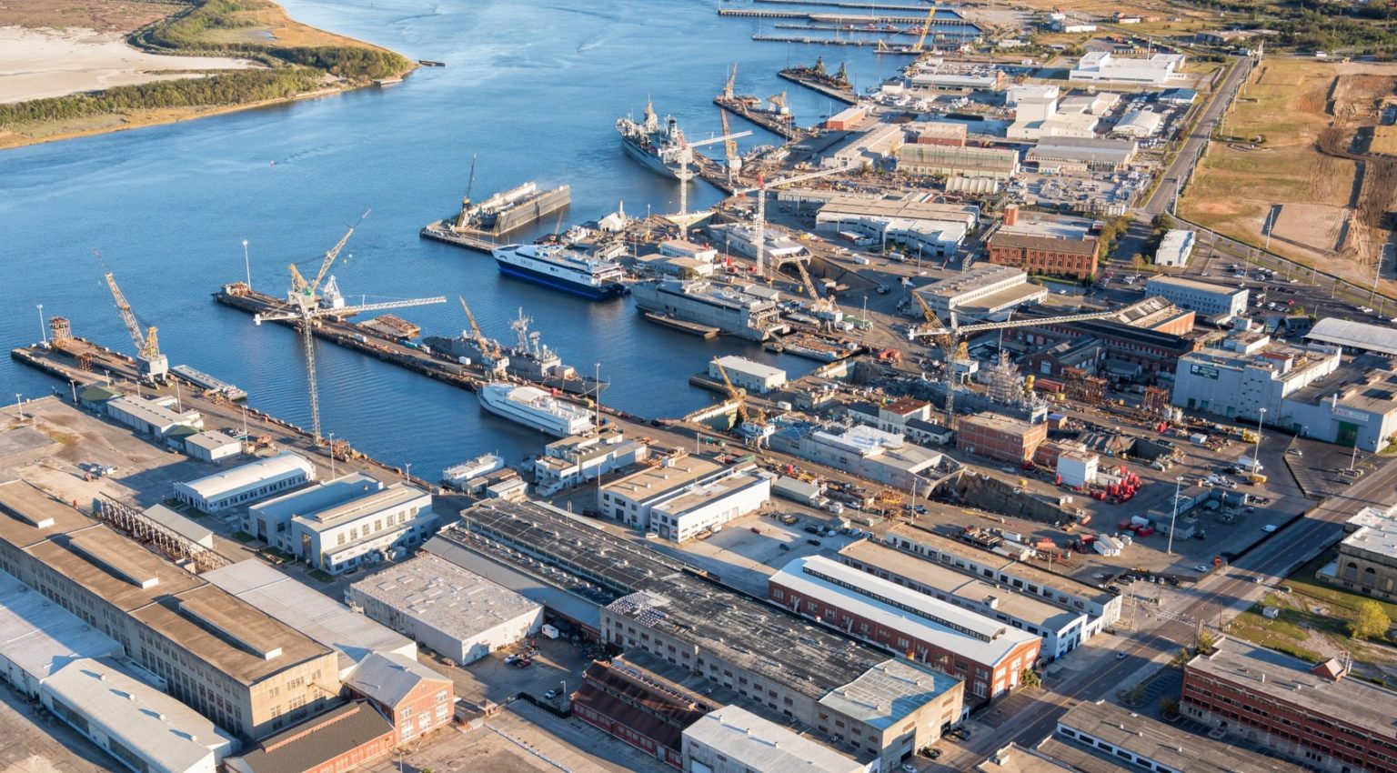 Detyens Shipyards Storm And Bull Shipping As